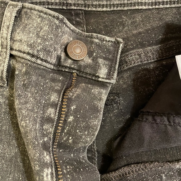 Women’s Levi’s Super Skinny - Picture 4 of 4